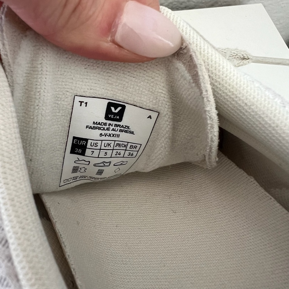 Veja Rio Branco Sneakers White & Cream - Picture 6 of 6